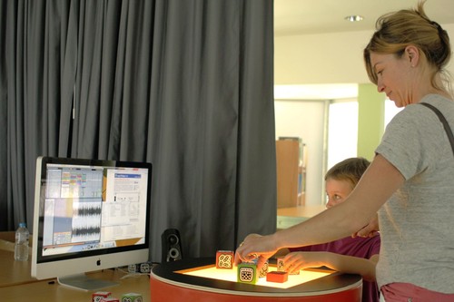 Some people using the TRUC while looking at what happens behind the scenes. It's a great tool to teach how this kind of interface works.